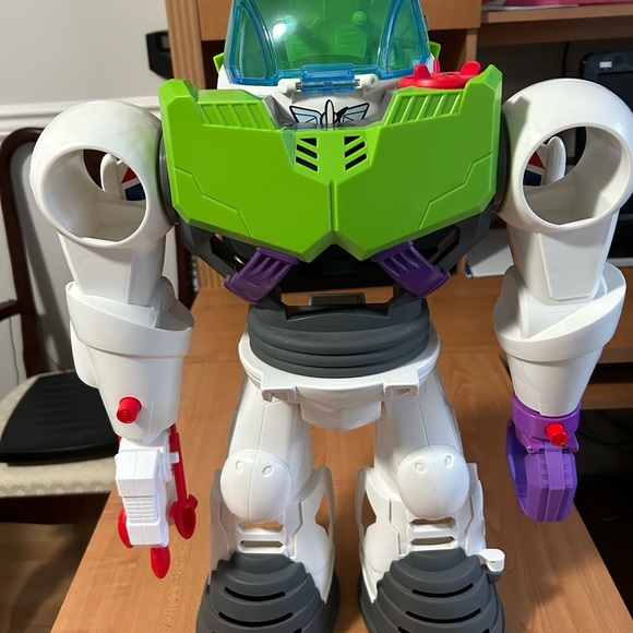 Imaginext Disney Toy Story 4 Buzz Lightyear robot large size with figures lot 7 - Picture 2 of 7